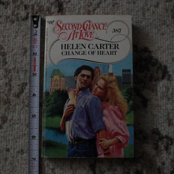 Vintage Second Chance at Love "Change of Heart" Paperback Book - Picture 7 of 8